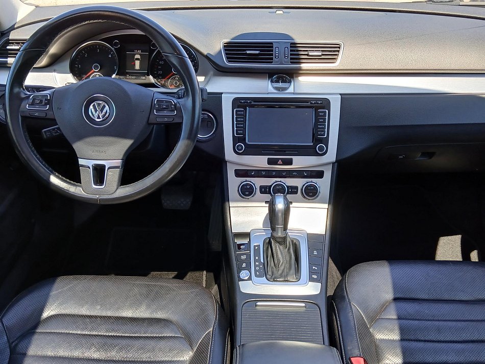 Volkswagen Passat 2.0 TDi 