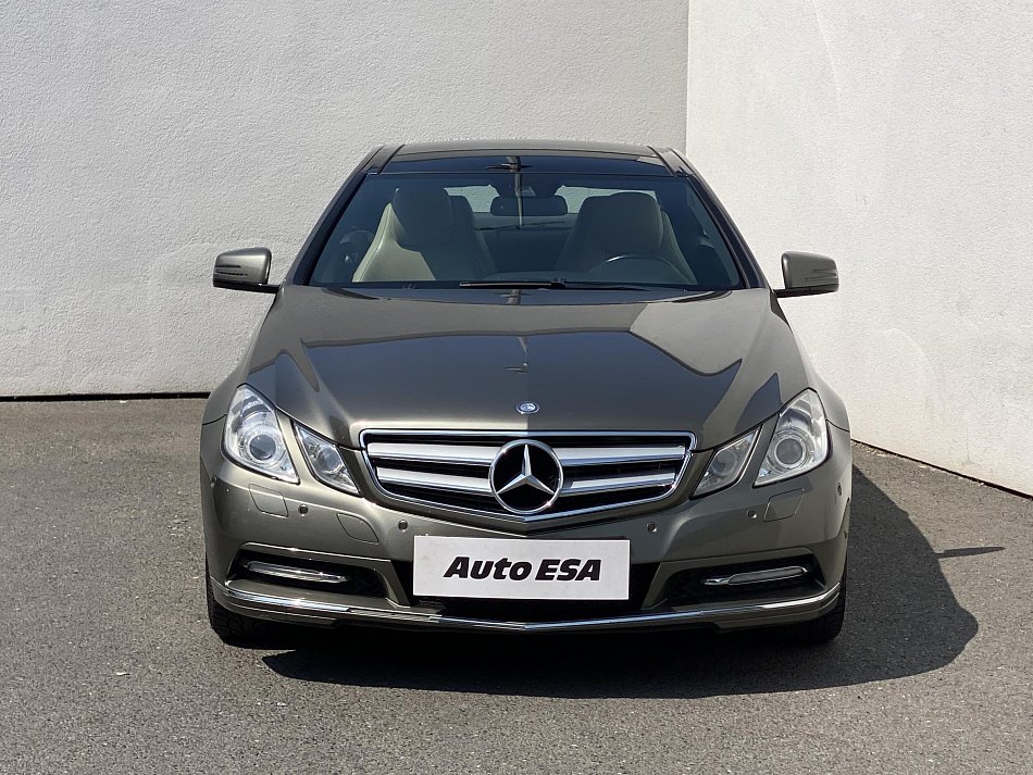 Mercedes-Benz Třída E 2.2 CDi  E220