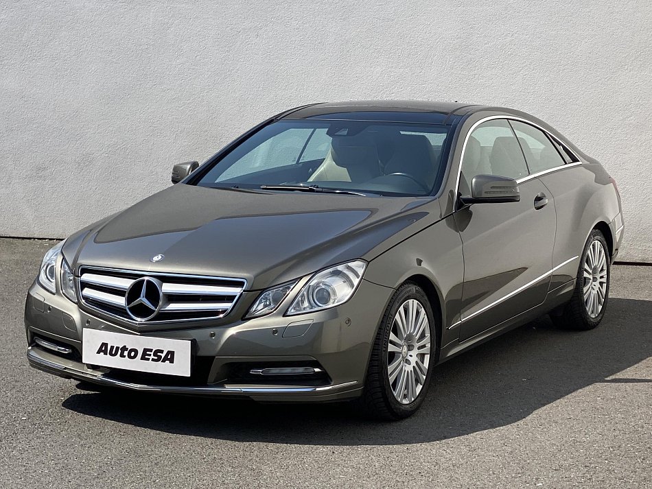 Mercedes-Benz Třída E 2.2 CDi  E220