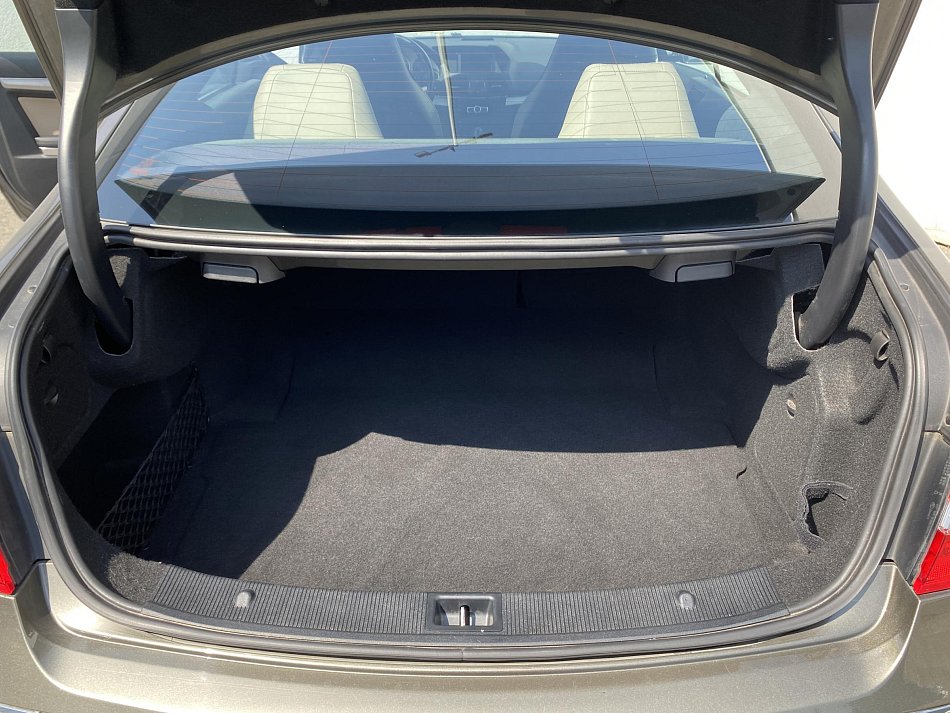 Mercedes-Benz Třída E 2.2 CDi  E220