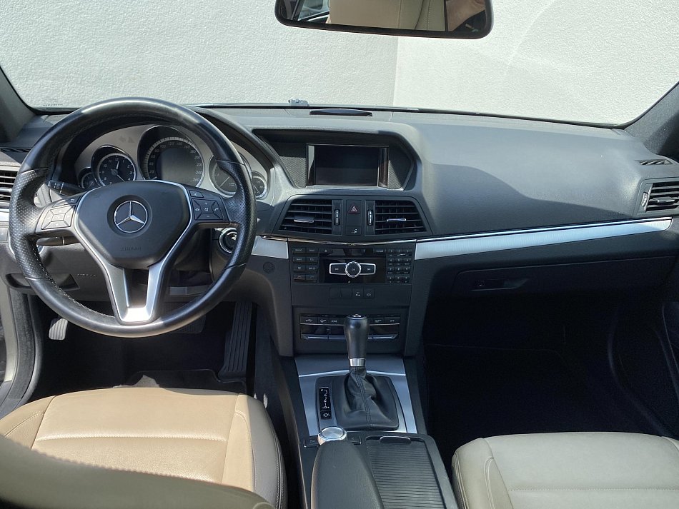 Mercedes-Benz Třída E 2.2 CDi  E220