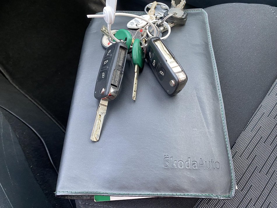 Škoda Octavia II 1.6 TDi Ambiente