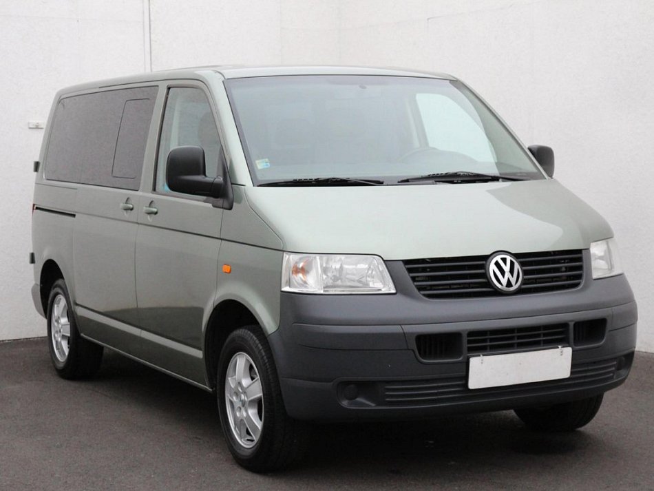 Volkswagen Transporter 2.0TDi  L2H1