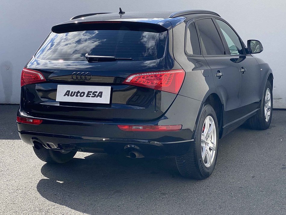 Audi Q5 2.0 TFSi S-line quattro