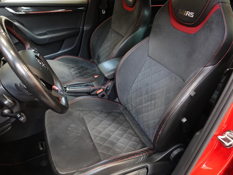 Škoda Octavia III 2.0 TDi RS
