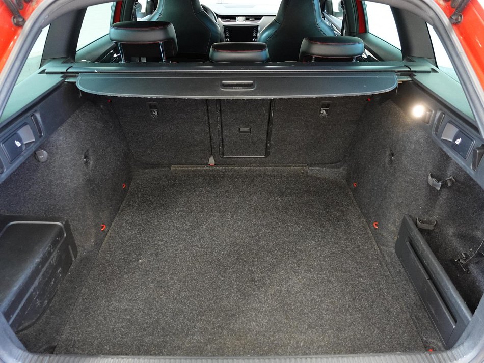 Škoda Octavia III 2.0 TDi RS