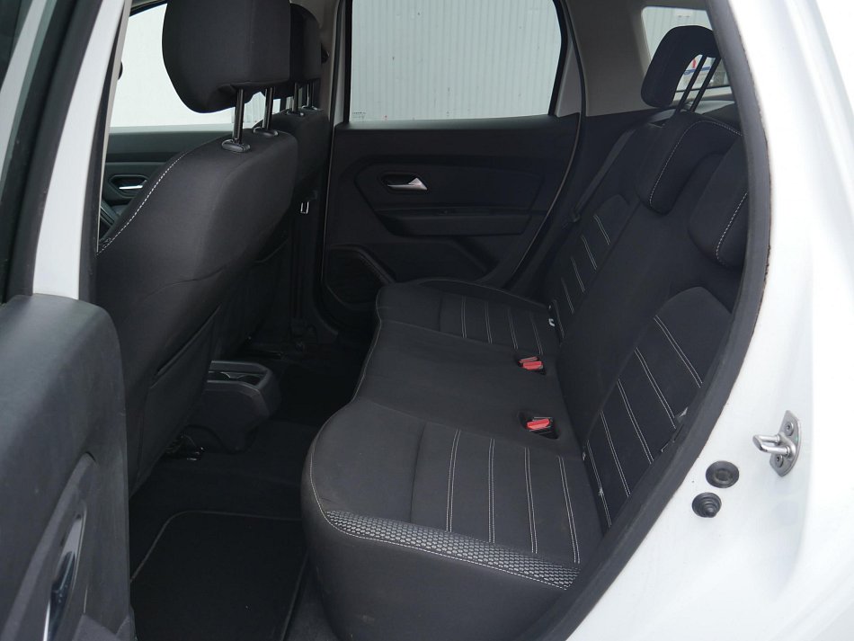 Dacia Duster 1.6i 