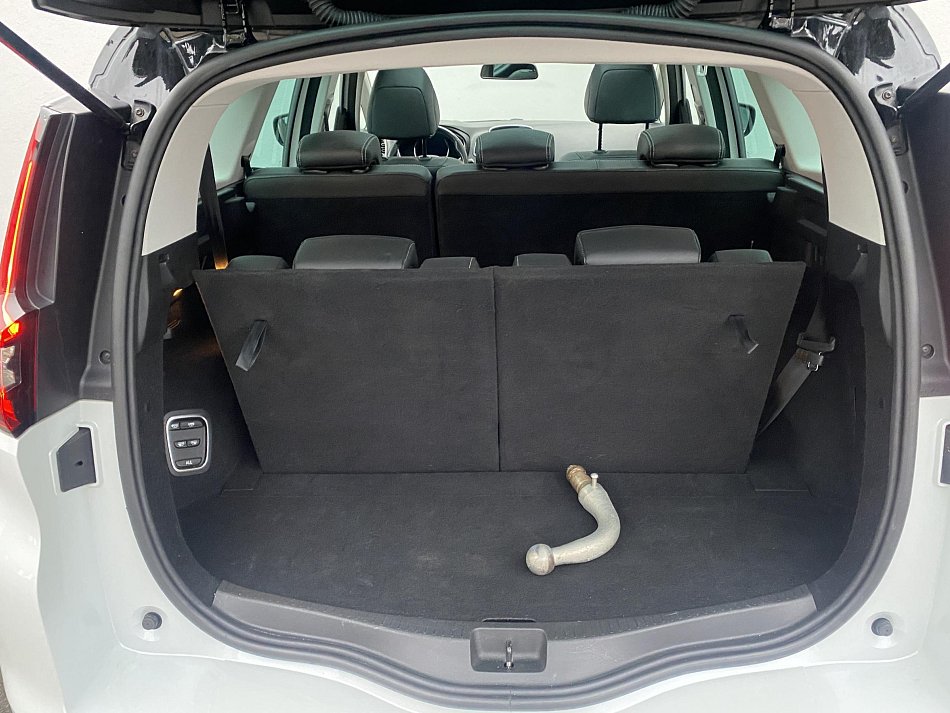 Renault Grand Scénic 1.7 dCi BOSE Edition 7míst