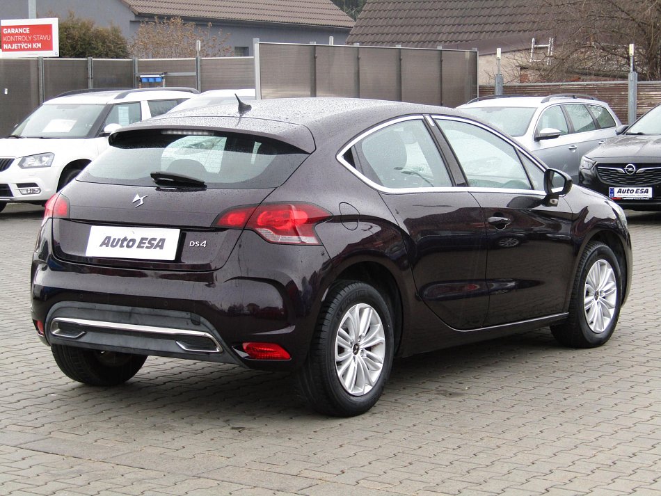 DS Automobiles DS4 1.2 PT  CHIC