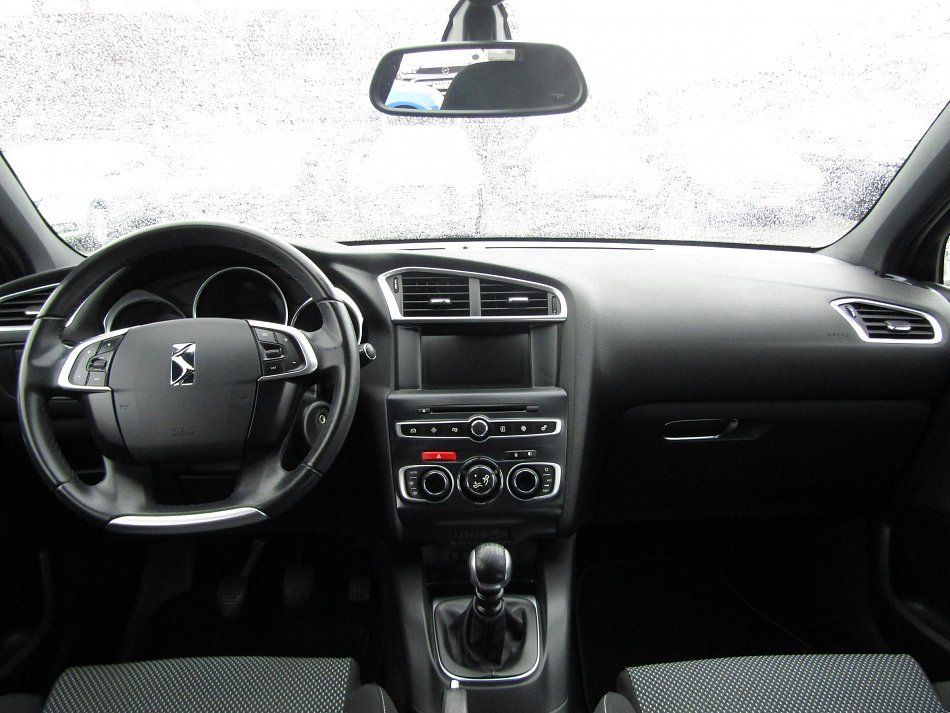 DS Automobiles DS4 1.2 PT  CHIC