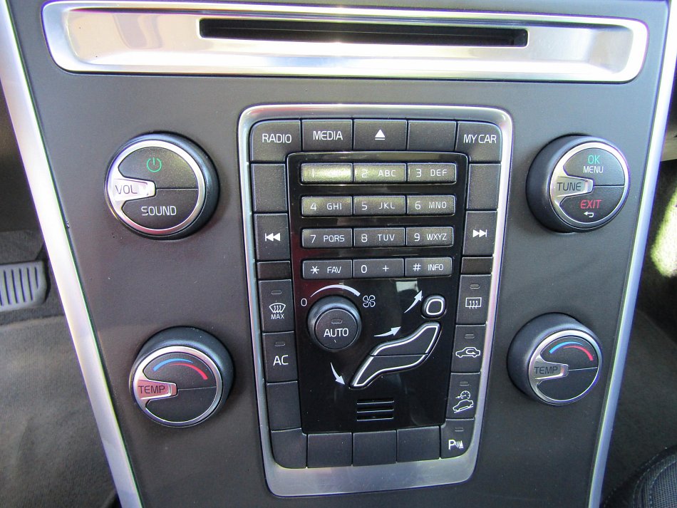 Volvo XC60 2.4 D  4x4