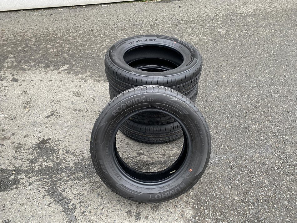 Mitsubishi Space Star 1.0i Edition