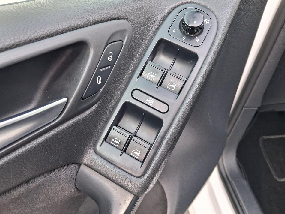 Volkswagen Golf 1.4TSi Trendline