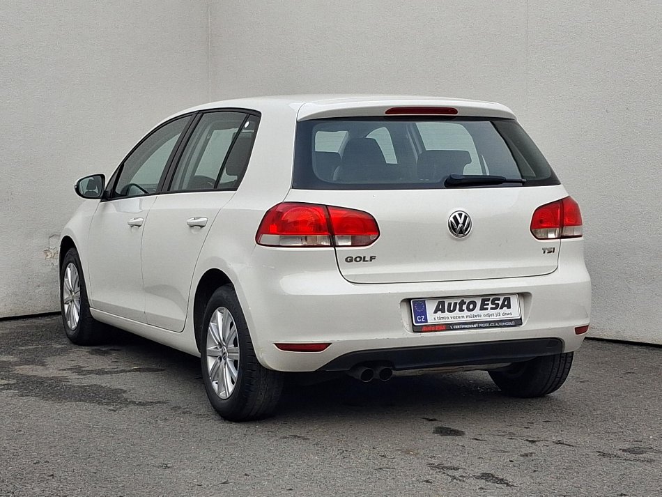 Volkswagen Golf 1.4TSi Trendline