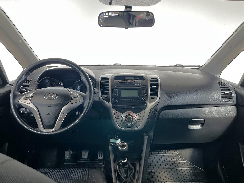 Hyundai Ix20 1.4i 