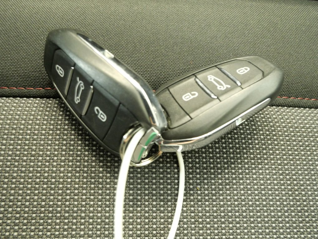 Citroën C4 Cactus 1.2PT Shine