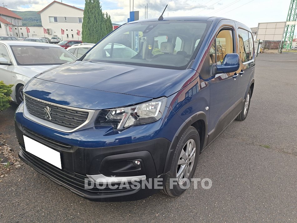Peugeot Rifter 1.2i 