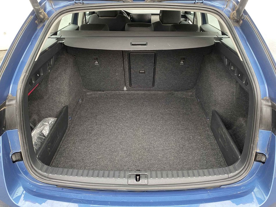 Škoda Octavia IV 2.0 TDI Scout 4x4