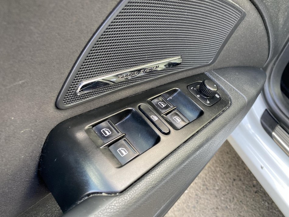Škoda Superb II 2.0 TDi Elegance