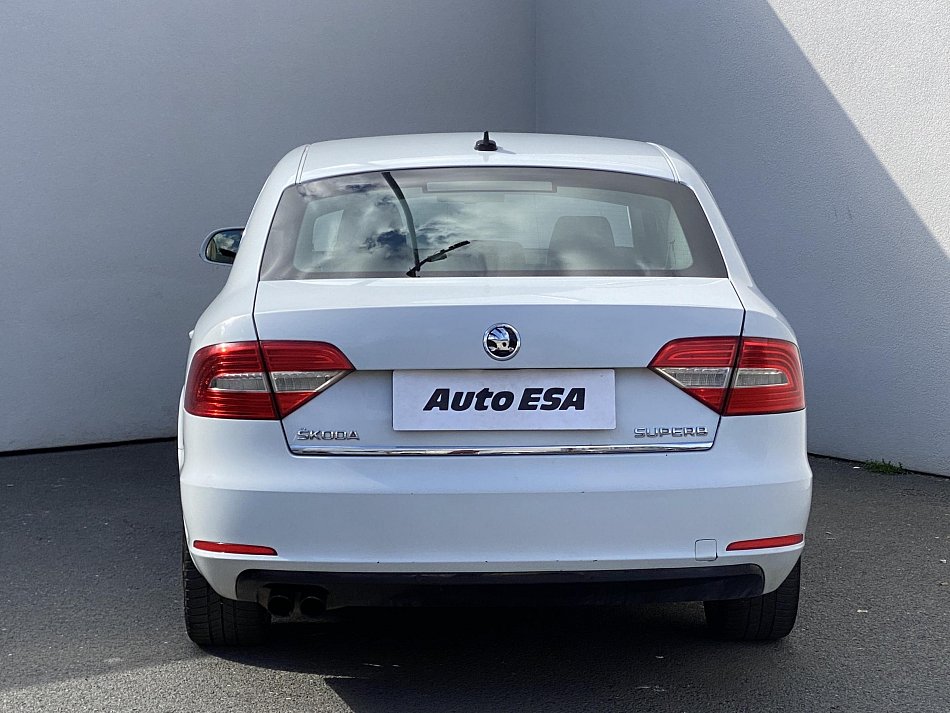 Škoda Superb II 2.0 TDi Elegance