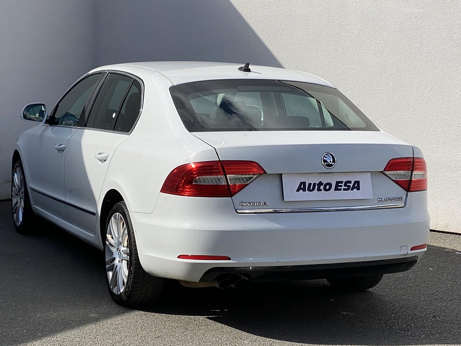 Škoda Superb II 2.0 TDi Elegance