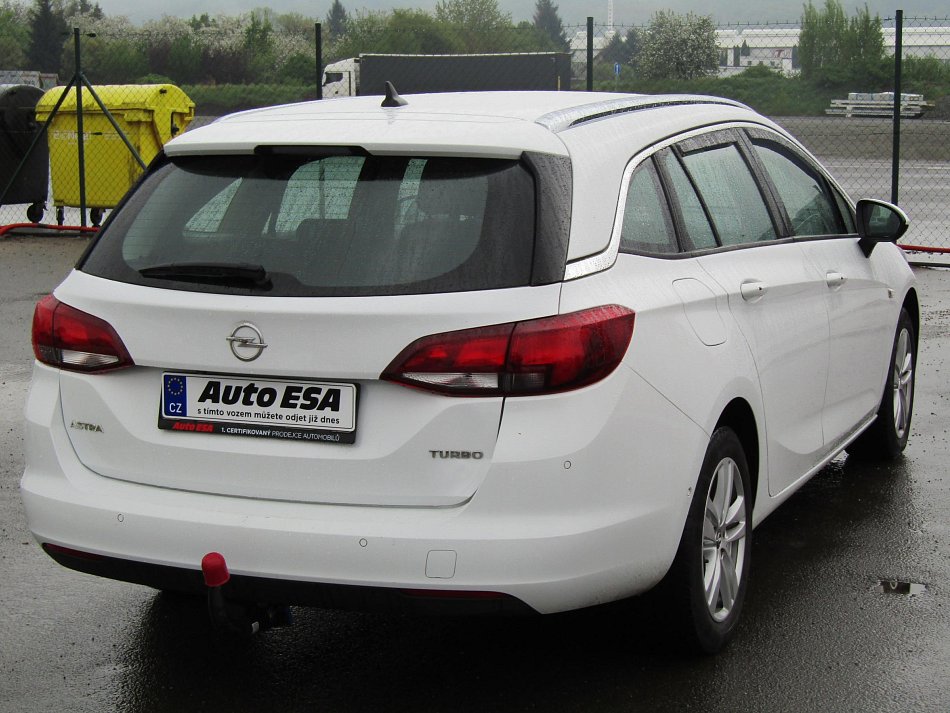 Opel Astra 1.4T  SPORTS TOURER