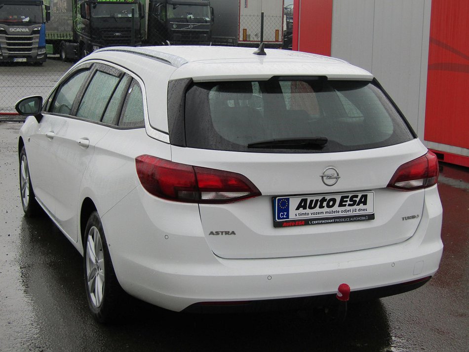 Opel Astra 1.4T  SPORTS TOURER