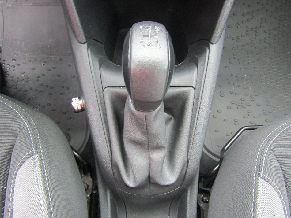Peugeot 208 1.2 VTi 