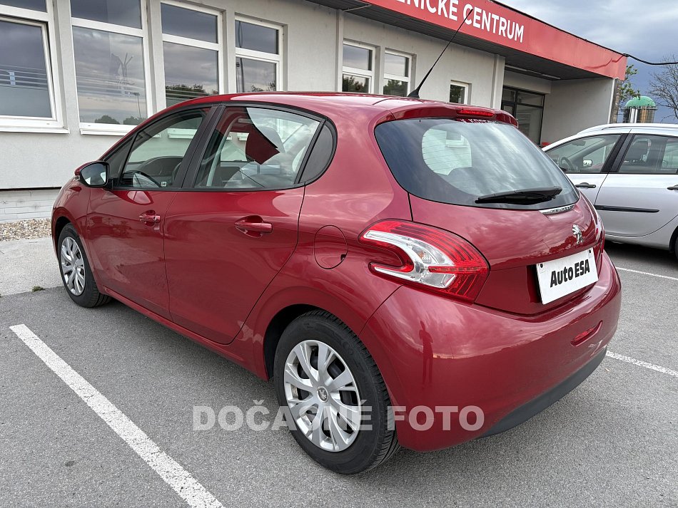 Peugeot 208 1.2 
