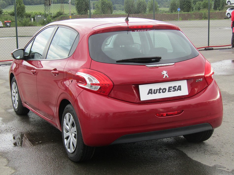 Peugeot 208 1.2 VTi 