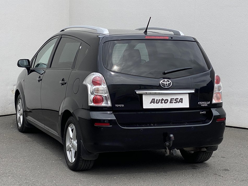 Toyota Corolla Verso 2.2 D-4D 