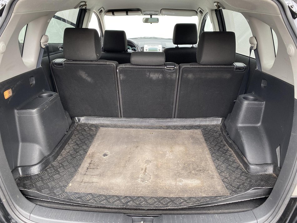 Toyota Corolla Verso 2.2 D-4D 