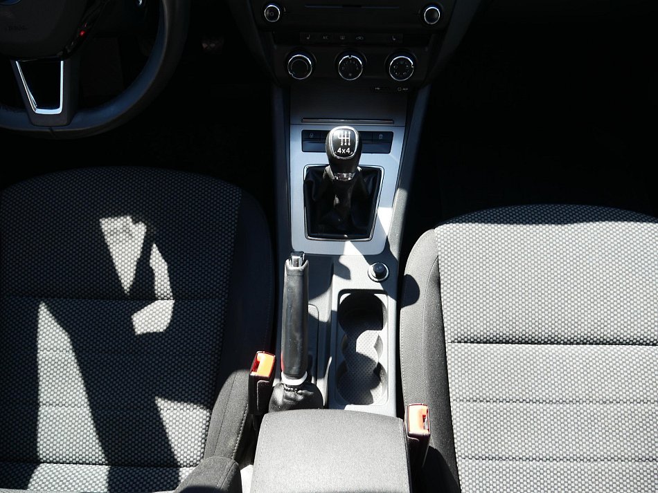 Škoda Octavia III 1.6 TDi Ambition Fresh 4x4