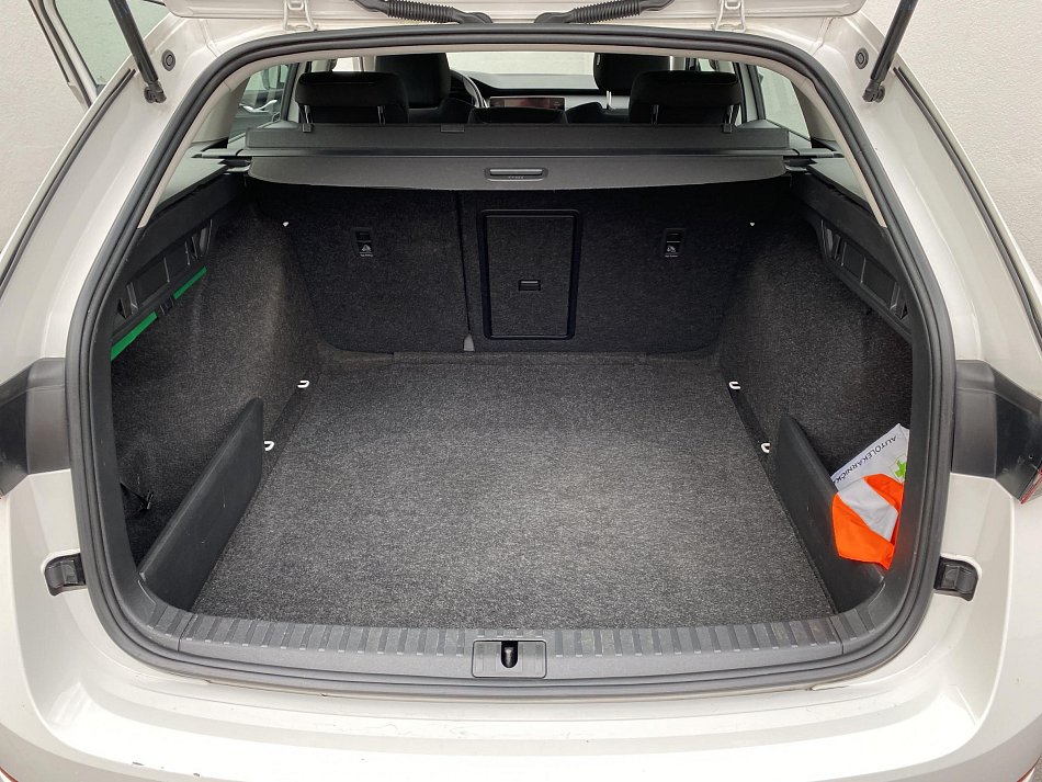 Škoda Octavia IV 1.5TSI Ambition