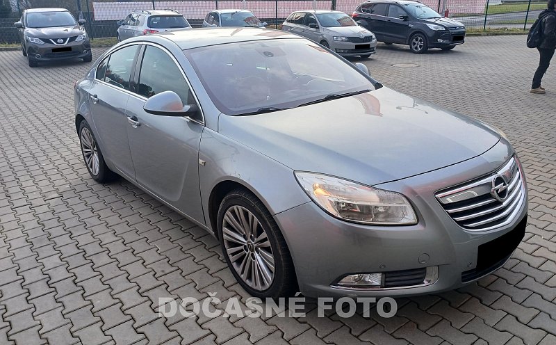 Opel Insignia 2.0CDTi 