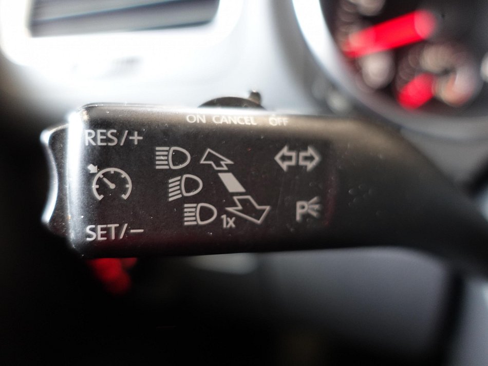 Volkswagen Golf 1.4TSI 