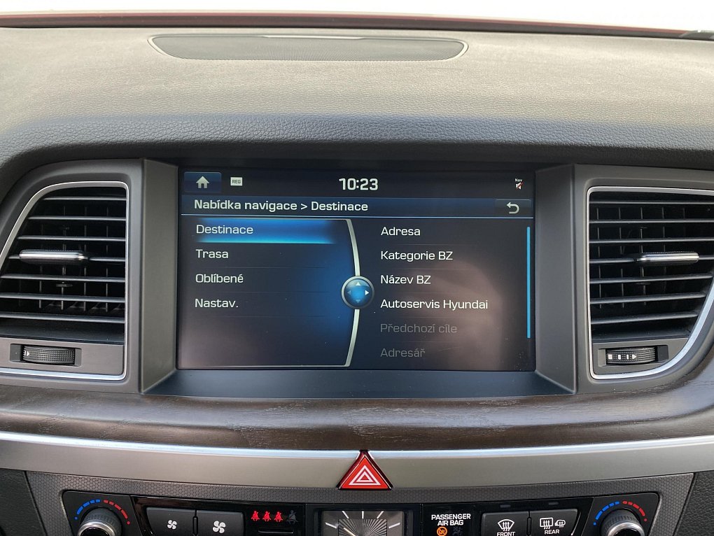 Hyundai Genesis 3.8i Exclusive 4x4