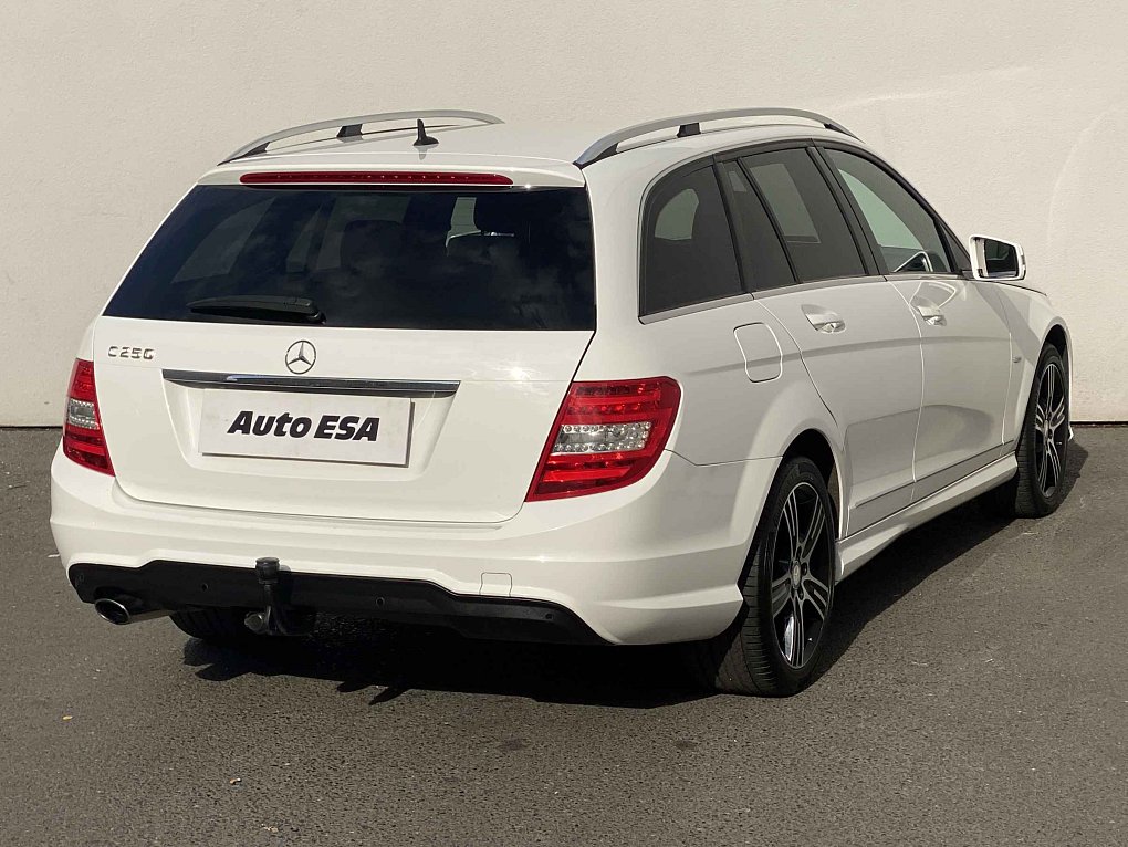 Mercedes-Benz Třída C 1.8 Edition C250
