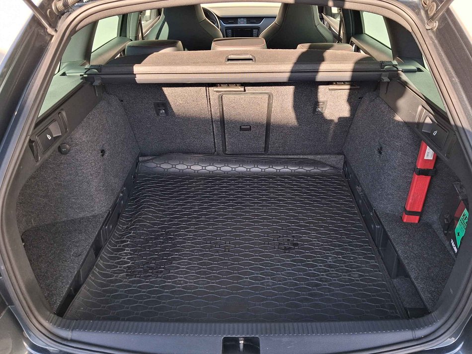 Škoda Octavia III 2.0 TSi RS