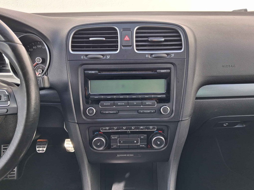 Volkswagen Golf 1.6 TDi Style