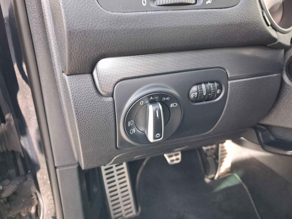 Volkswagen Golf 1.6 TDi Style