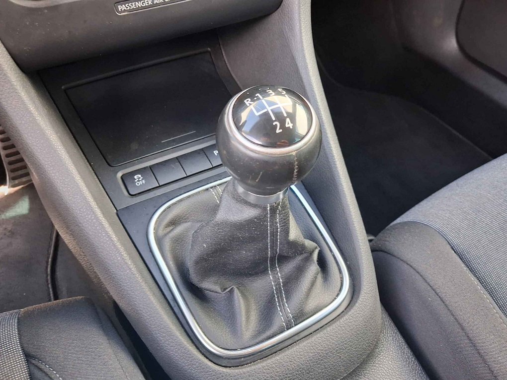 Volkswagen Golf 1.6 TDi Style
