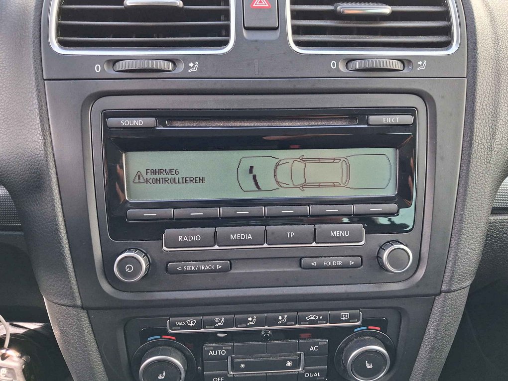 Volkswagen Golf 1.6 TDi Style