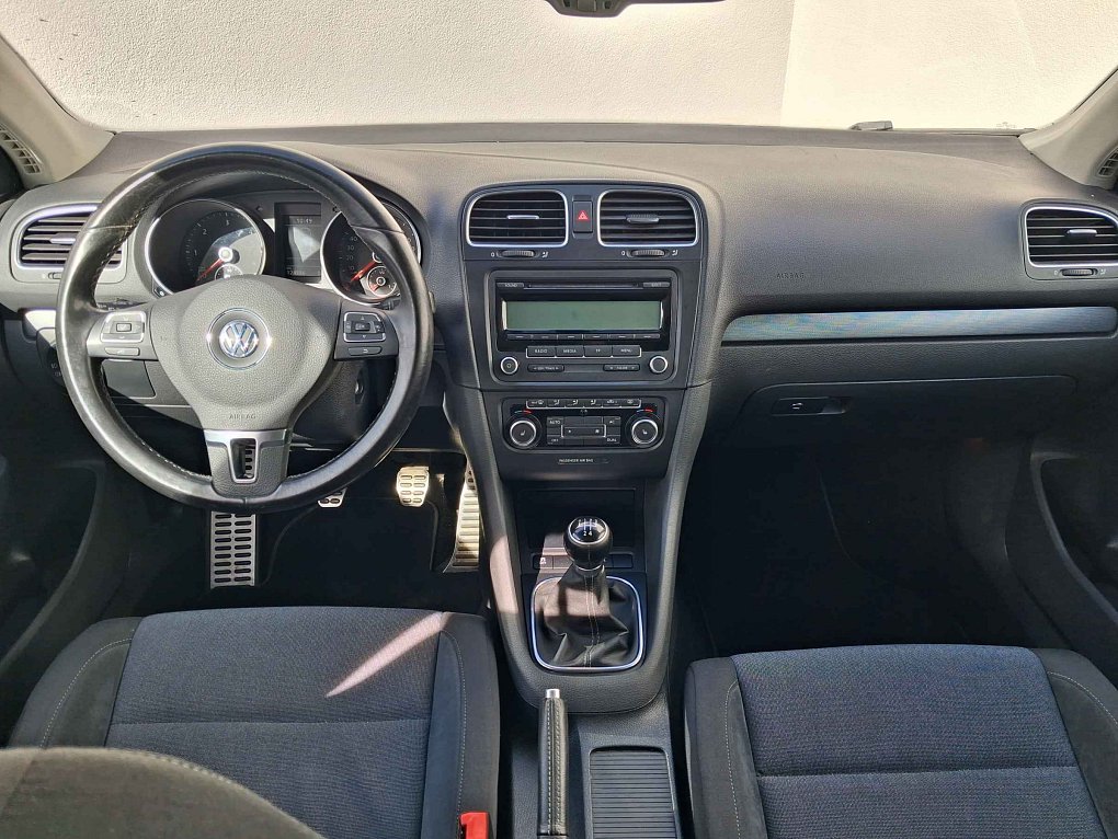 Volkswagen Golf 1.6 TDi Style