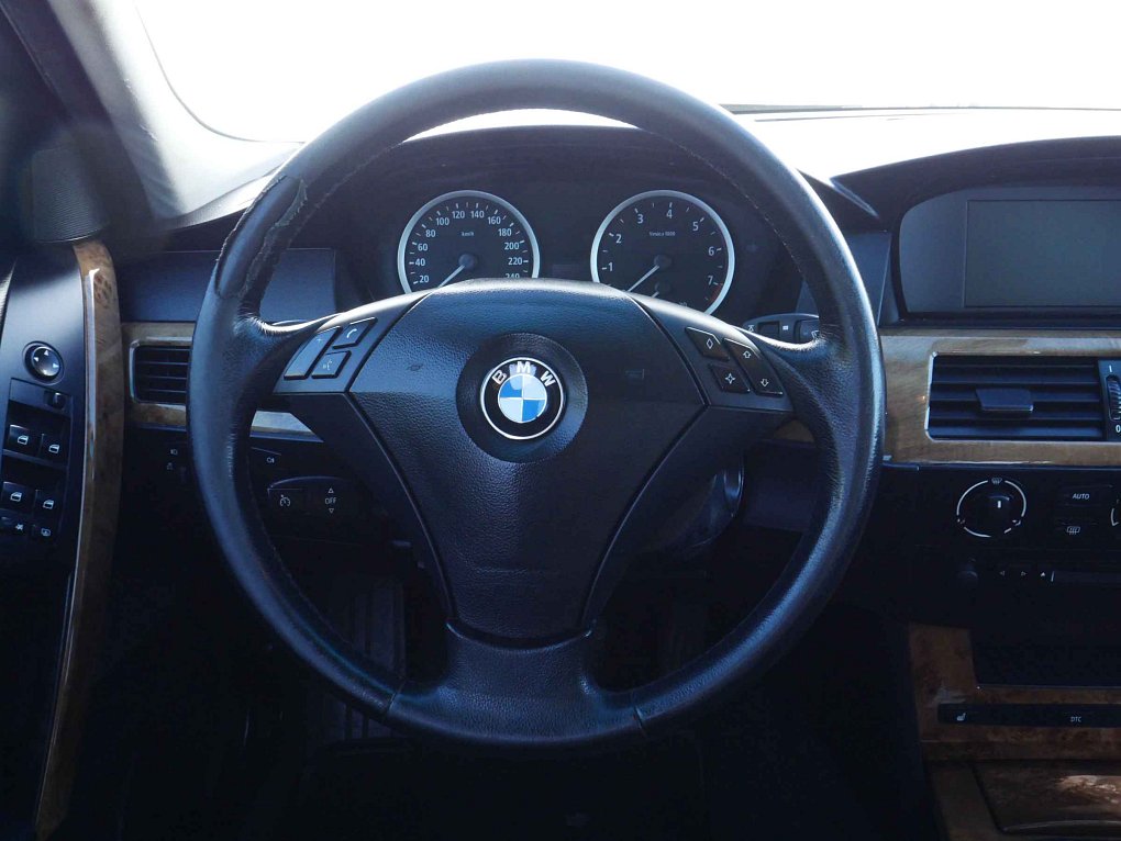 BMW Řada 5 2.5i 