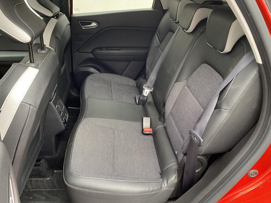 Renault Captur 1.3 TCe Intense