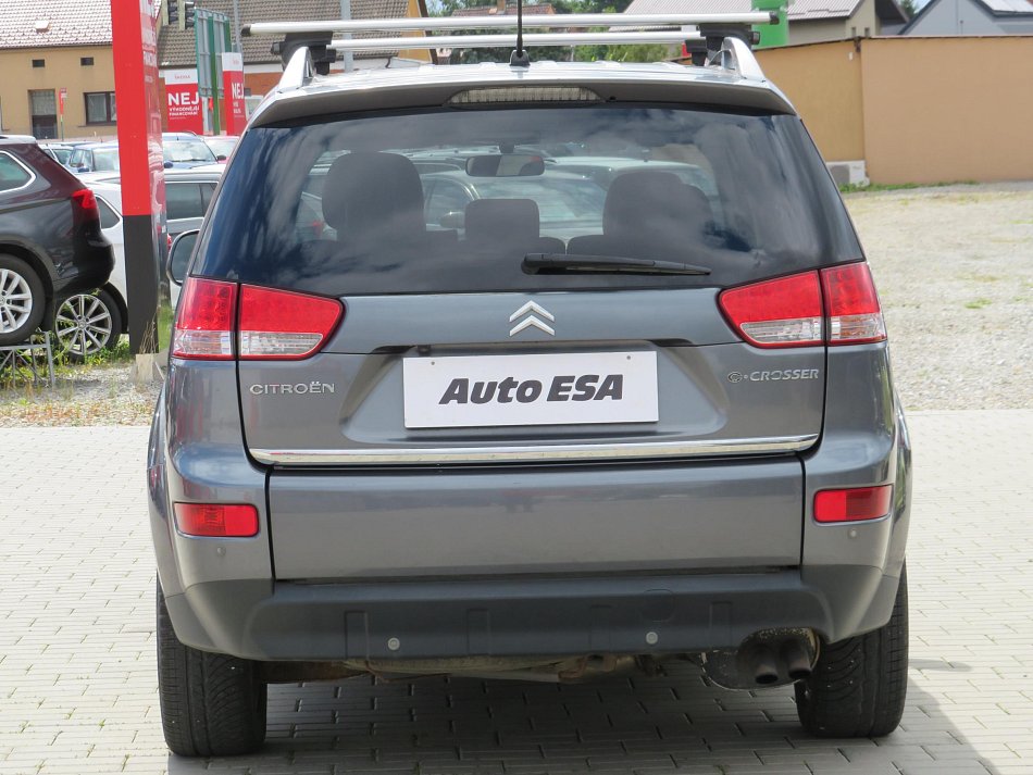 Citroën C-Crosser 2.2HDi  4x4, 7míst