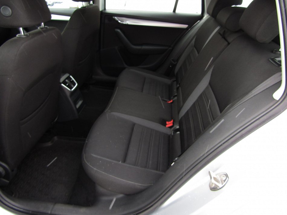 Škoda Octavia III 1.6TDi Ambition Fresh