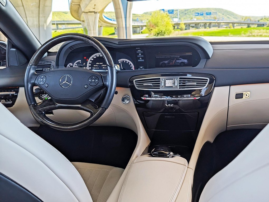 Mercedes-Benz CL 5.5 V12 BiTurbo  600