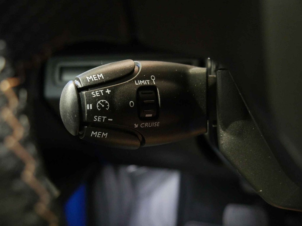Peugeot 3008 2.0 HDi 